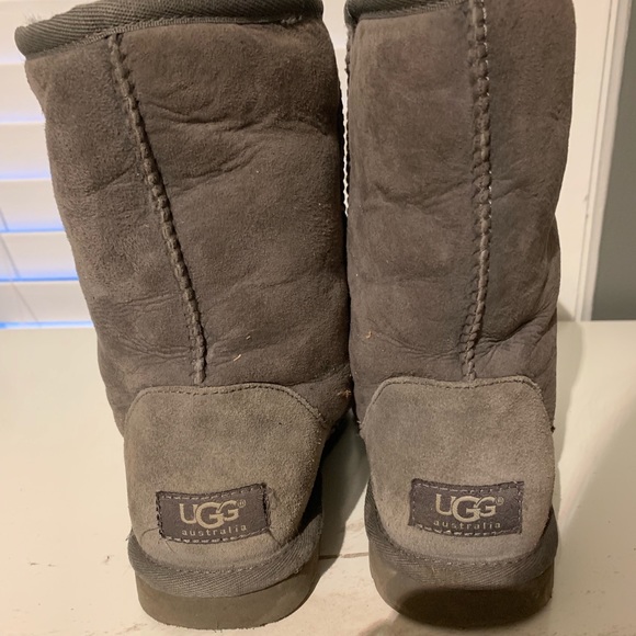 short grey ugg boots